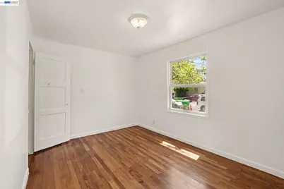 15890 Via Pinale, San Lorenzo, CA 94580 - Photo 15