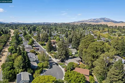 1760 Saint Helena Dr, Danville, CA 94526 - Photo 63