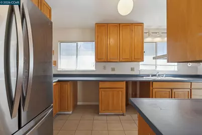 6386 Claremont Ave, Richmond, CA 94805 - Photo 13
