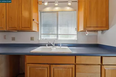 6386 Claremont Ave, Richmond, CA 94805 - Photo 15