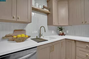 121 Parkview Ave, Daly City, CA 94014 - Photo 13