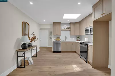 121 Parkview Ave, Daly City, CA 94014 - Photo 9