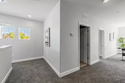 2584 Remy Javier Ct, Tracy, CA 95377 - Photo 19