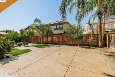 2584 Remy Javier Ct, Tracy, CA 95377 - Photo 41