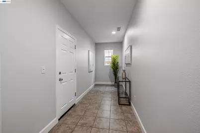 2584 Remy Javier Ct, Tracy, CA 95377 - Photo 15