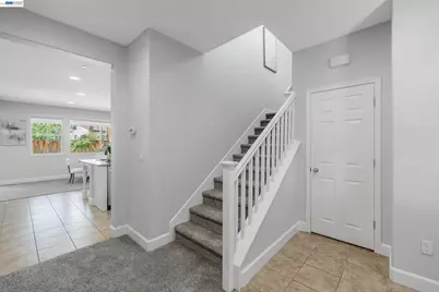 2584 Remy Javier Ct, Tracy, CA 95377 - Photo 5