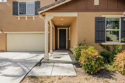 2584 Remy Javier Ct, Tracy, CA 95377 - Photo 3