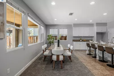 2584 Remy Javier Ct, Tracy, CA 95377 - Photo 9