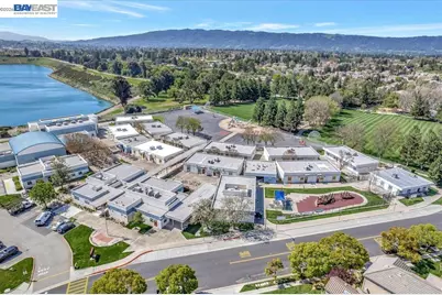 3158 Persimmon Cir, Pleasanton, CA 94588 - Photo 59