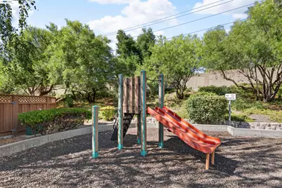 305 Sutton Cir, Danville, CA 94506 - Photo 25