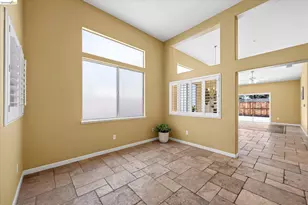 2012 Trailside Dr, Brentwood, CA 94513 - Photo 11