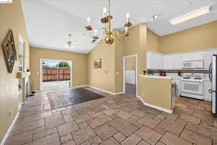 2012 Trailside Dr, Brentwood, CA 94513 - Photo 3