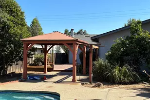 8871 Elm Ave, Orangevale, CA 95662 - Photo 17