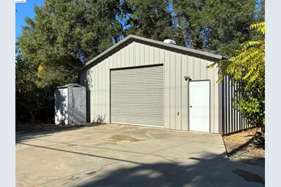 8871 Elm Ave, Orangevale, CA 95662 - Photo 29