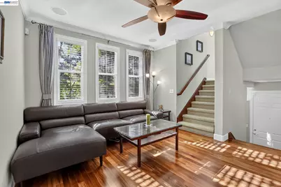 1071 Konstanz Ter, Sunnyvale, CA 94089 - Photo 5
