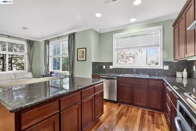 1071 Konstanz Ter, Sunnyvale, CA 94089 - Photo 11