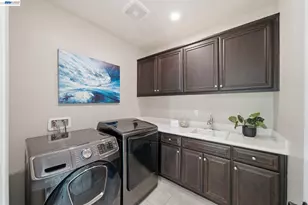 34044 Stirrup Wy, Fremont, CA 94555 - Photo 19