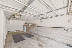 4015 Rusting Ave, Oakland, CA 94605 - Photo 73