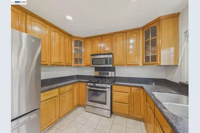 4015 Rusting Ave, Oakland, CA 94605 - Photo 19