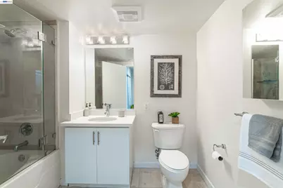630 Thomas L Berkley Way #619, Oakland, CA 94612 - Photo 7