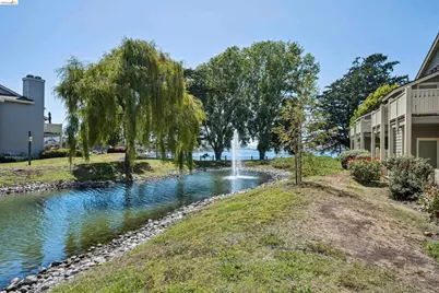 124 Lakeshore Ct, Richmond, CA 94804 - Photo 49