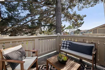 124 Lakeshore Ct, Richmond, CA 94804 - Photo 7