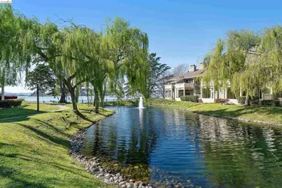 124 Lakeshore Ct, Richmond, CA 94804 - Photo 43