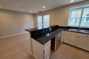 1107 Outrigger Ln, Foster City, CA 94404 - Photo 17