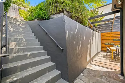 824 Santa Ray Ave., Oakland, CA 94610 - Photo 43