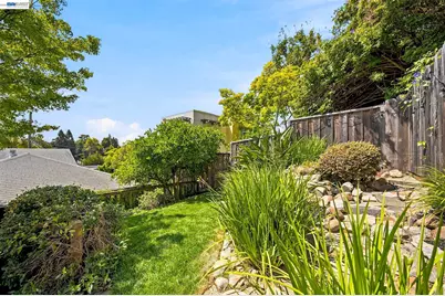 824 Santa Ray Ave., Oakland, CA 94610 - Photo 49