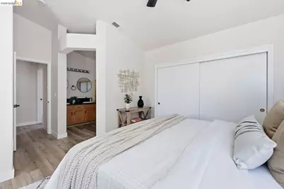 6979 Romanzo Way, Elk Grove, CA 95758 - Photo 15
