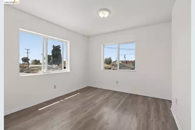 2562 60th Ave, Oakland, CA 94605 - Photo 29