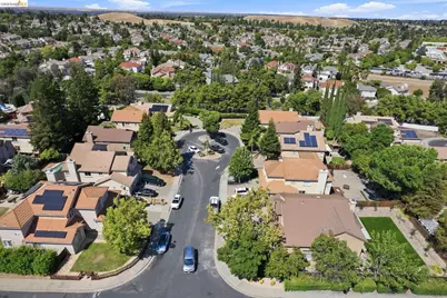 1937 Paradise Peak Ct, Antioch, CA 94531 - Photo 53