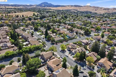 1937 Paradise Peak Ct, Antioch, CA 94531 - Photo 51