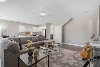 1937 Paradise Peak Ct, Antioch, CA 94531 - Photo 15