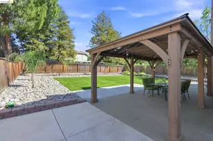1937 Paradise Peak Ct, Antioch, CA 94531 - Photo 37