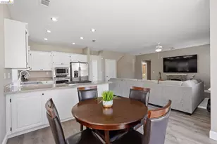 1937 Paradise Peak Ct, Antioch, CA 94531 - Photo 13