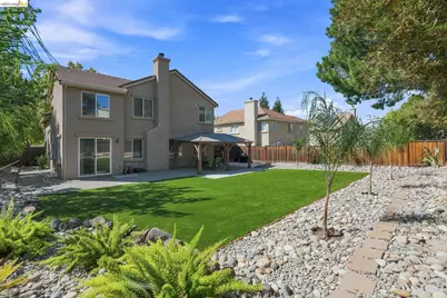 1937 Paradise Peak Ct, Antioch, CA 94531 - Photo 35