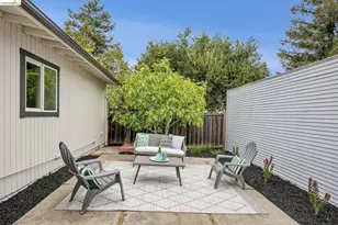 3238 Lynde St, Oakland, CA 94601 - Photo 29