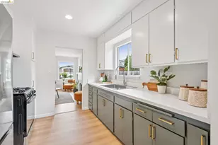 3238 Lynde St, Oakland, CA 94601 - Photo 15