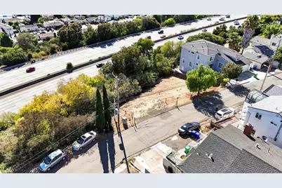14643 Saturn Dr, Castro Valley, CA 94578 - Photo 21