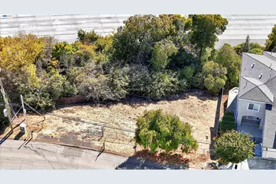 14643 Saturn Dr, Castro Valley, CA 94578 - Photo 27