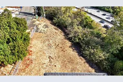 14643 Saturn Dr, Castro Valley, CA 94578 - Photo 11