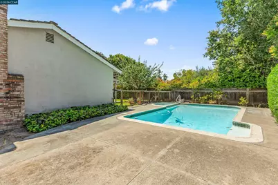 1841 Argonne Dr, Walnut Creek, CA 94598 - Photo 71