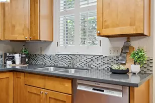 5951 Autumnwood Dr, Walnut Creek, CA 94595 - Photo 17