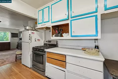 1318 Potter St, Martinez, CA 94553 - Photo 7