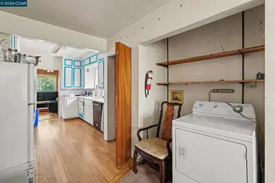 1318 Potter St, Martinez, CA 94553 - Photo 9