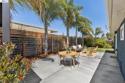 433 Kitty Hawk Rd, Alameda, CA 94501 - Photo 25