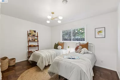 433 Kitty Hawk Rd, Alameda, CA 94501 - Photo 23