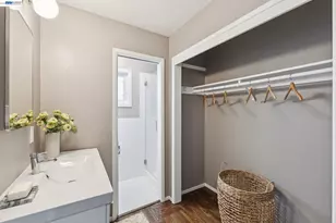 433 Kitty Hawk Rd, Alameda, CA 94501 - Photo 15